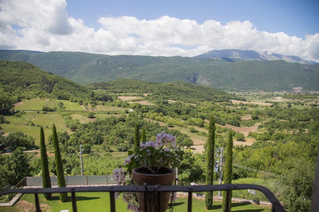 Отель Casa Rosati Fontecchio Экстерьер фото