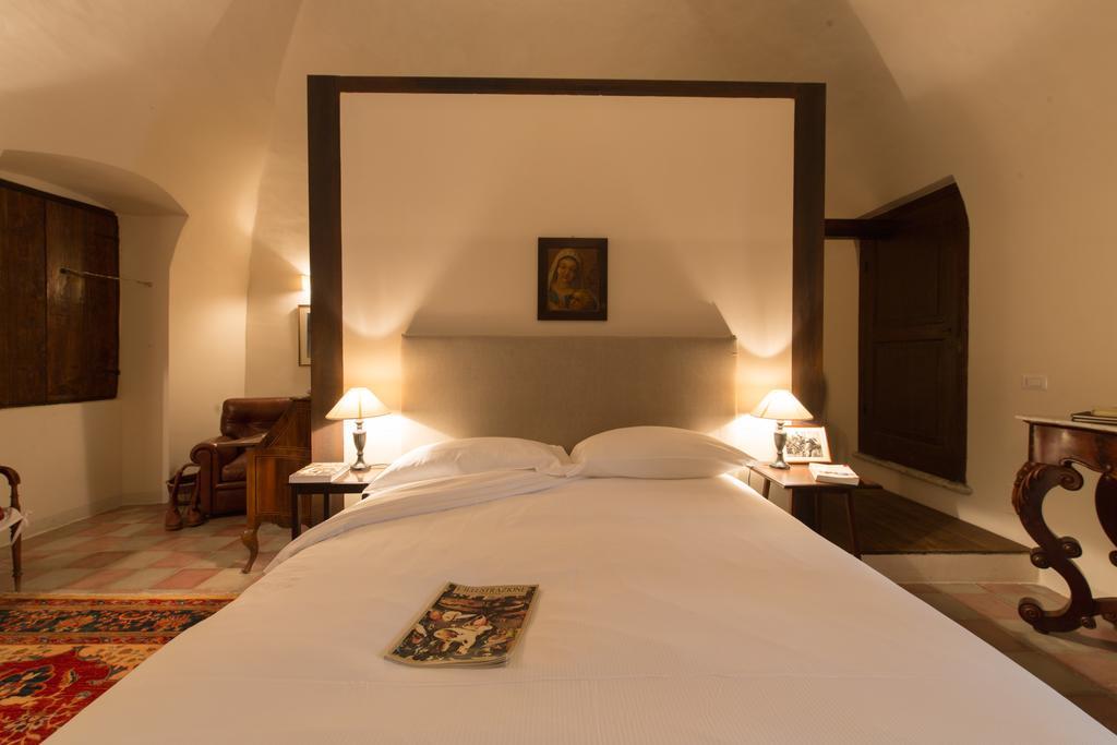 Отель Casa Rosati Fontecchio Экстерьер фото