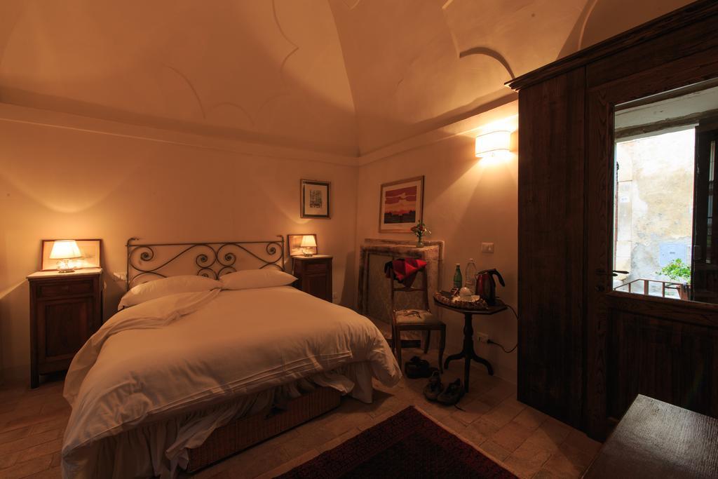 Отель Casa Rosati Fontecchio Экстерьер фото