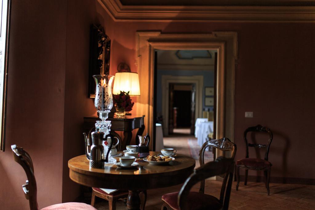 Отель Casa Rosati Fontecchio Экстерьер фото