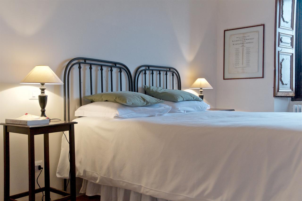 Отель Casa Rosati Fontecchio Экстерьер фото