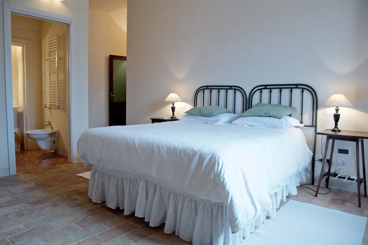 Отель Casa Rosati Fontecchio Экстерьер фото